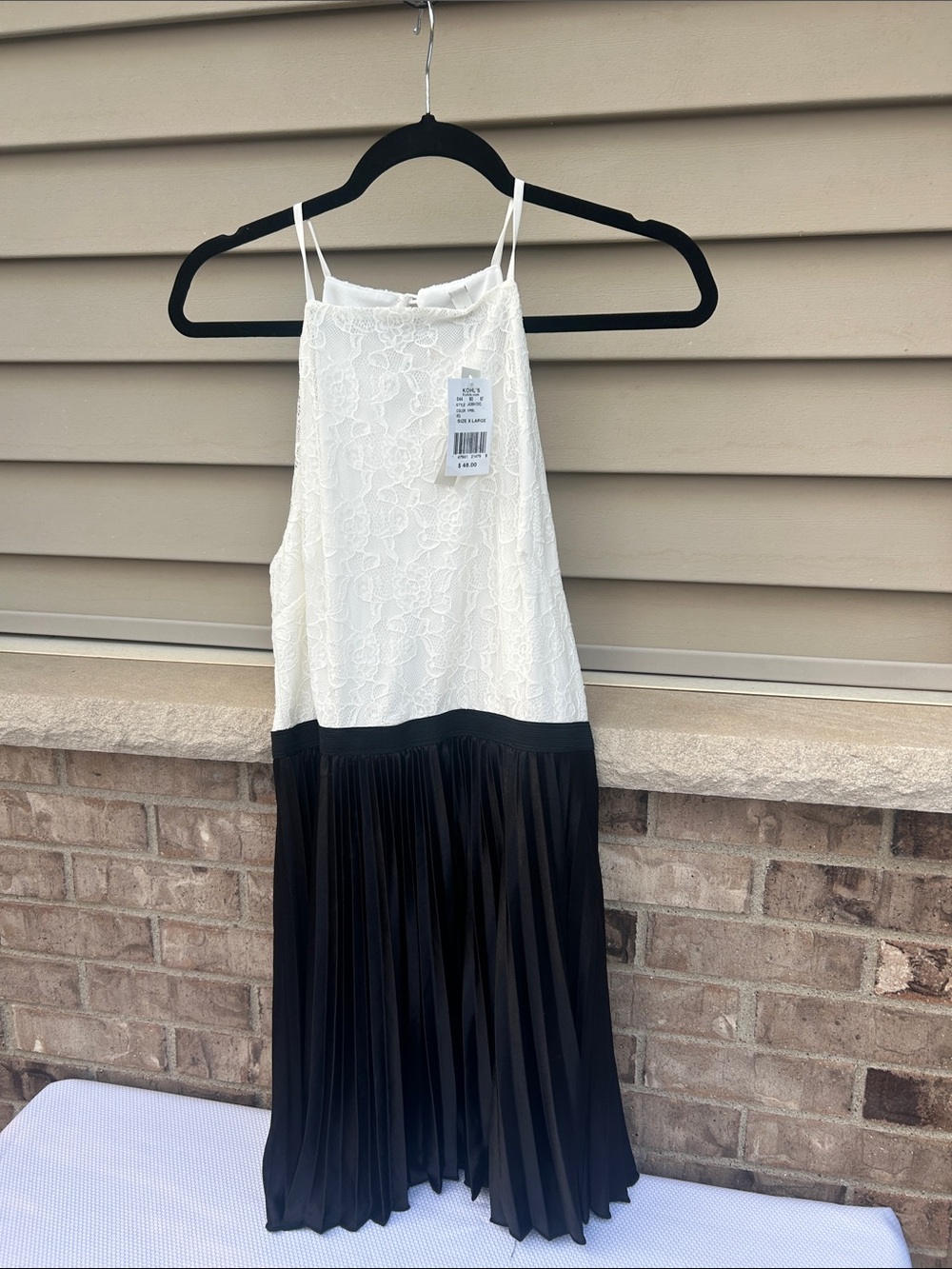 Kohl's Two-Tone Lace Halter Midi Dress - White & Black